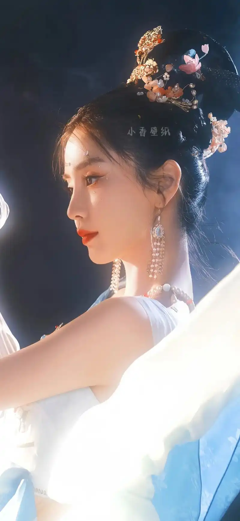 angelababy敦煌飞天妆  #挑一张壁纸换上吧 #屏 - 抖音