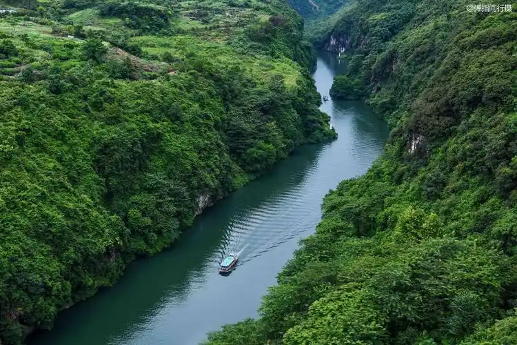 原创广东这座偏远小城风光绝美养老秘境历史上曾是广东省府