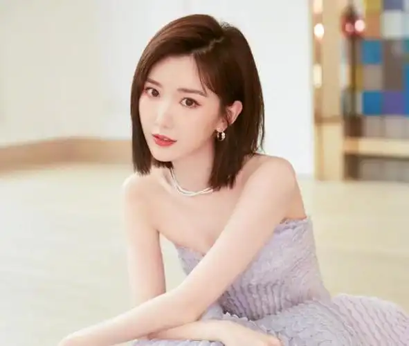 毛晓彤跳舞能有多撩人,短裙展现曼妙身材,网友:纯欲天花板|恋情|女