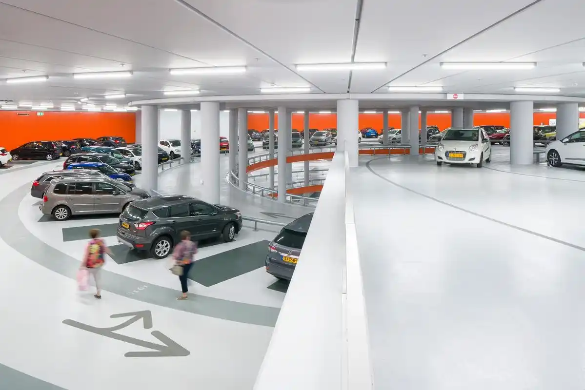 国外新型停车场设计效果图