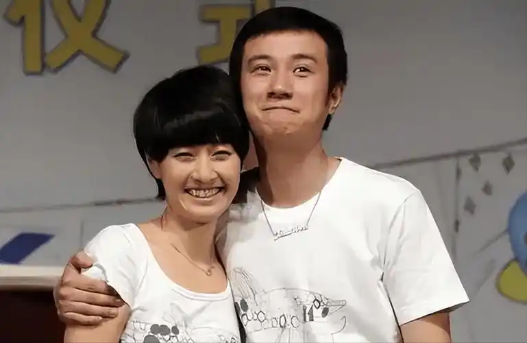 有种"整容"叫文章离婚,前妻马伊琍变化不大,他却像换个人_事业_婚姻