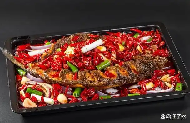 罗布泊烤鱼太好吃了,口感鲜美,香气扑鼻,你还不会做吗