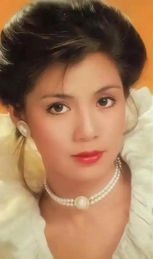 翁美玲怀旧照片13