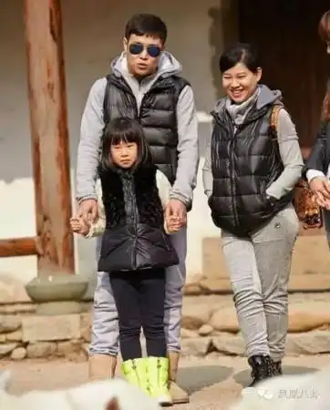 爸爸4阿拉蕾萌翻另外钟丽缇真给女儿找到了靠谱的爹