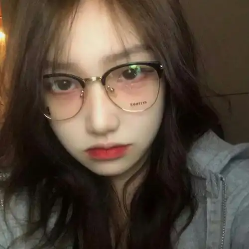 漂亮小姐姐自拍头像