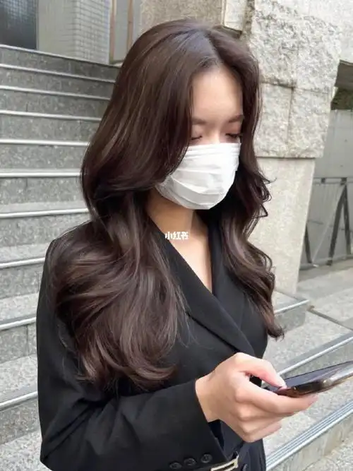 秋冬超温柔显白的巧克力发色