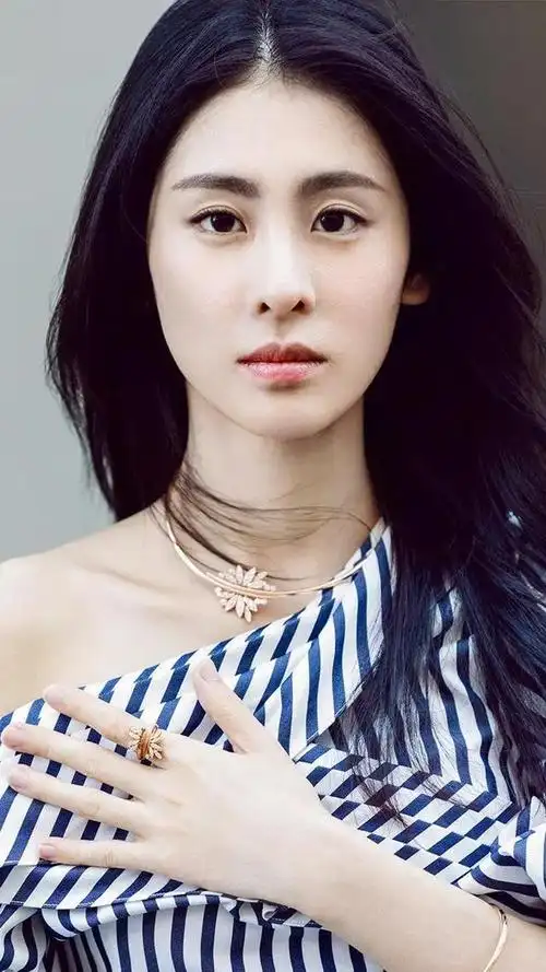 张碧晨20张精美的照片