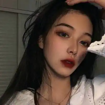 个性微信头像女霸气超拽有范给自己一点善意的