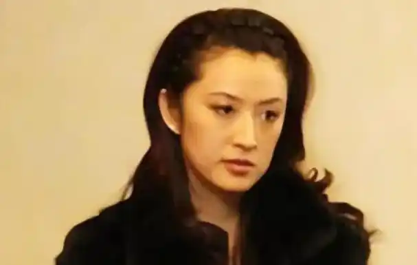 陈坚红名模出身身价过亿却嫁浪子王志文如今她后悔吗