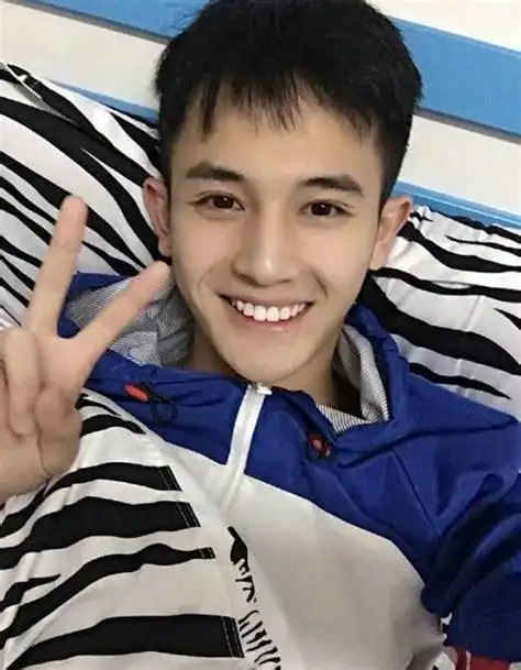 长得帅的初中男生2022已更新今日资讯