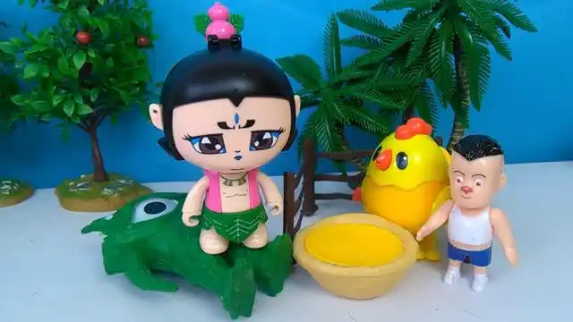 大眼怪在光头强家偷鸡被卡住葫芦娃把他变成蛋挞喂小鸡