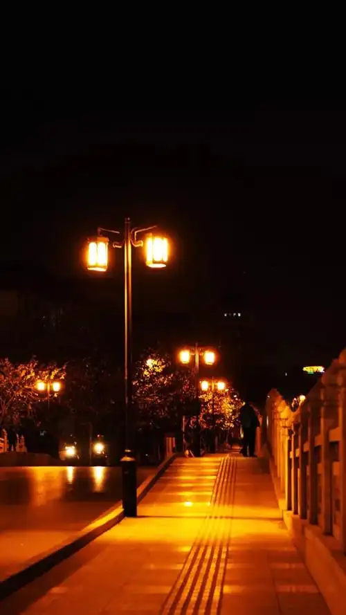 抖音中火爆的手机锁屏壁纸可做快闪视频背景图哦