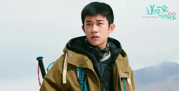 《送你一朵小红花》:直面人生的深刻反思|夏雨|电影|朱媛媛|易烊千玺