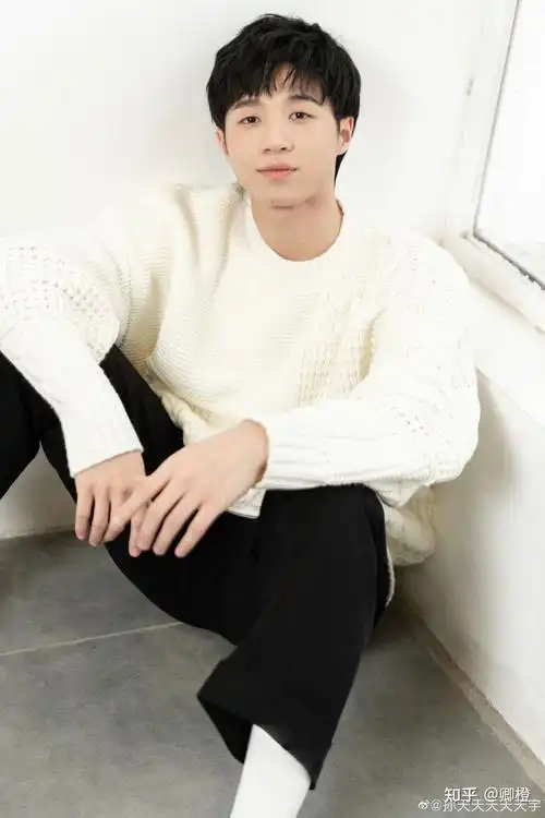 如何评价大锁孙天宇等在2022知乎答案奇遇夜中表演的时空客栈