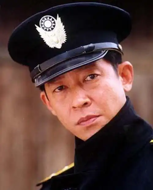 2008年,42岁"情圣"王志文迎娶34岁亿万总裁,13年后现状如何?