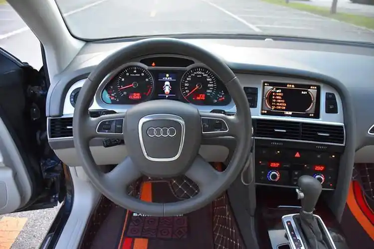 奥迪 奥迪a6l  2010款 2.4l 舒适型图片