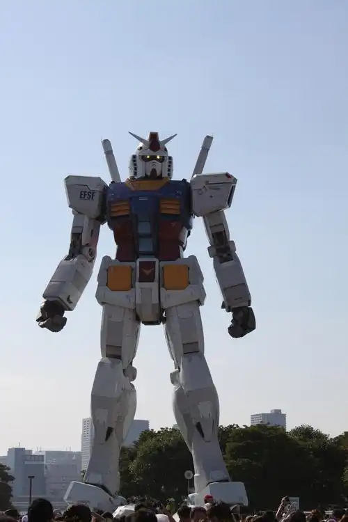 c76高达模型展示现场照片