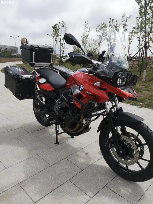 出售宝马17年f700gs