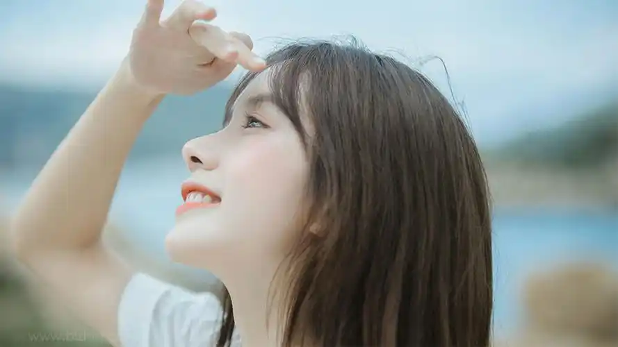 甜美可爱的纯真抖音最火女生背景图-美女壁纸 - 壁纸之家