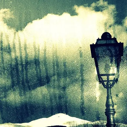 夜晚路灯唯美伤感意境图片