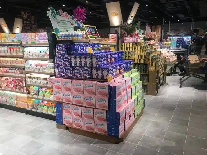 收集了80张食品堆头美陈,分享给你!