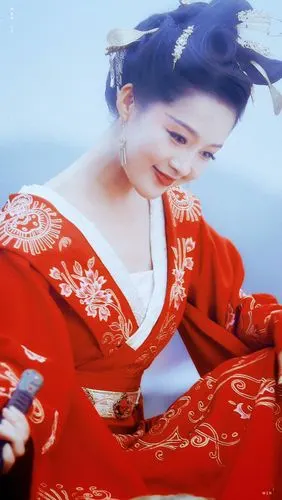 李沁的红衣造型才是真绝色,网友感慨:红颜祸水也不过如此吧!