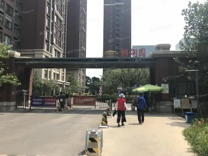 实景图-小区大门