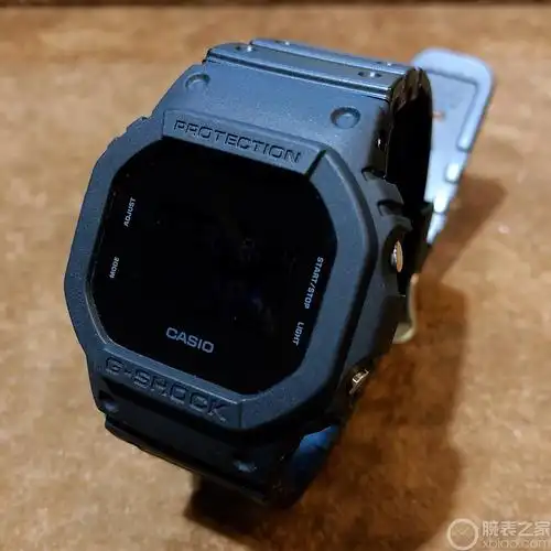 卡西欧g-shock系列dw-5600bb-1(29 / 56)