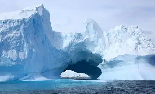 壮观的南极冰川雪山