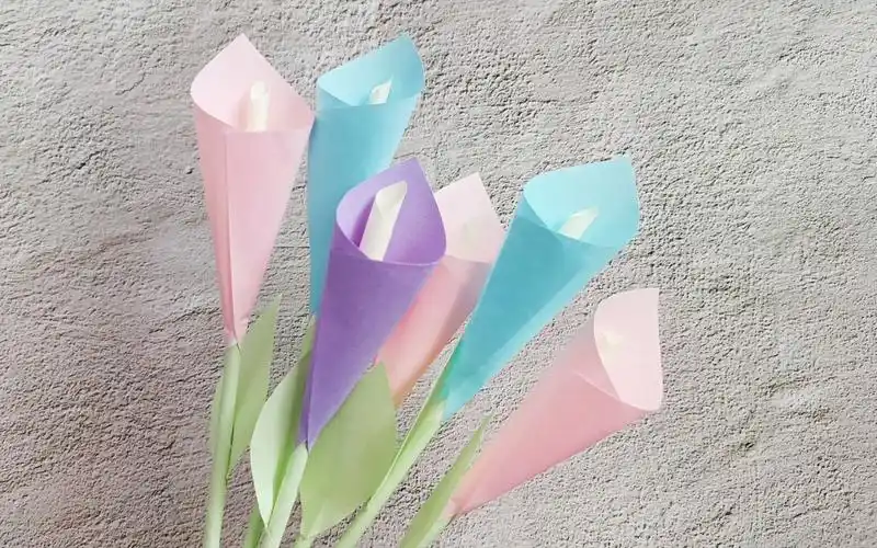 【手工】用彩纸做个特别简单的花束,一看就会