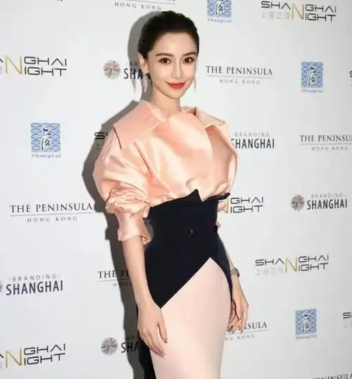 angelababy带小海绵参加亲子活动,事业停滞不前,只能专注孩子了|杨颖