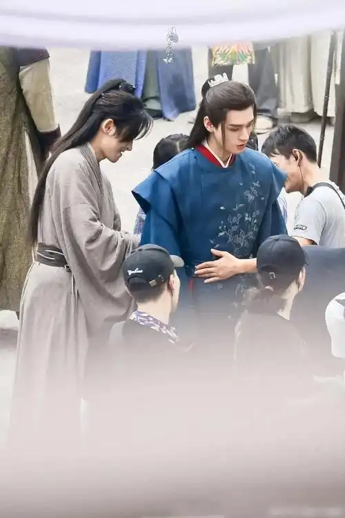 山河令龚俊张哲瀚花絮图片场欢乐多多这是我能看的吗