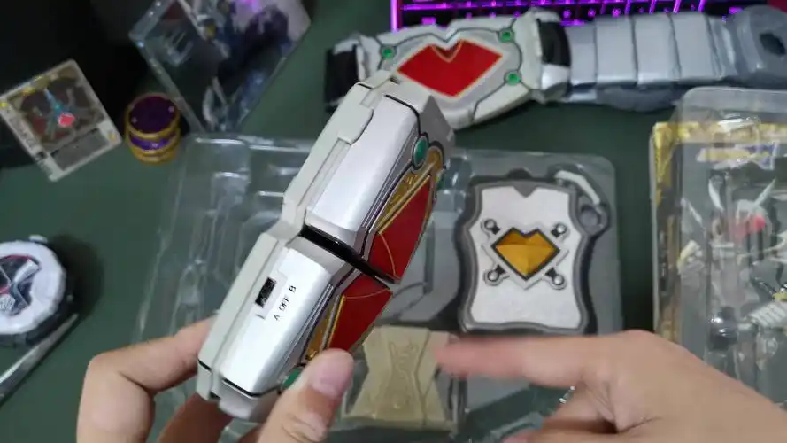 茄哥福袋假面骑士卡利斯圣杯blade剑