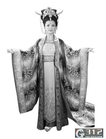 武则天答:按照《新唐书》的说法,当时的斗争局面,王皇后是"正宫娘娘"