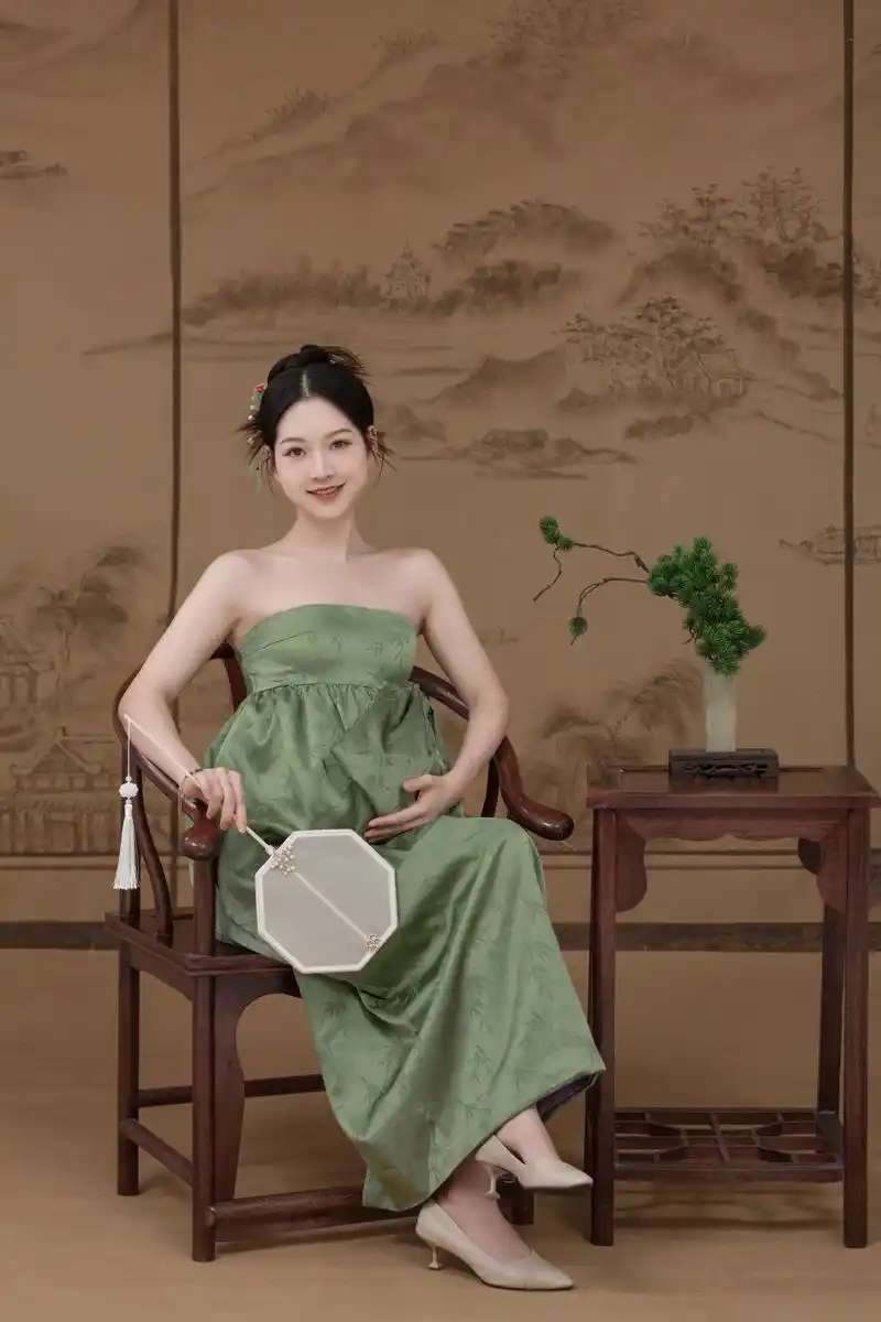 新中式孕妇照.