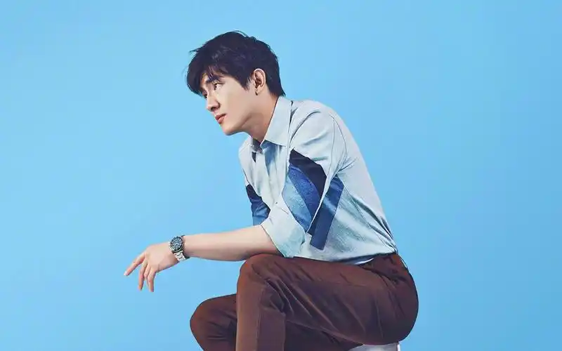 林更新帅气时尚杂志写真图片桌面壁纸