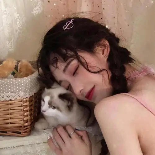 2021流行霸气冷酷超拽女生头像