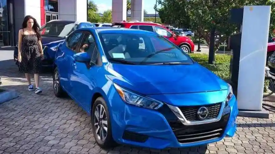 女孩新买的2020款日产阳光sv坐进车内那一刻我瞬间心动了