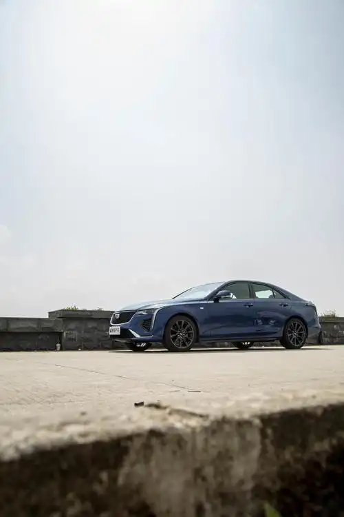 试凯迪拉克ct4绝不只是单纯的ats继任者那么简单