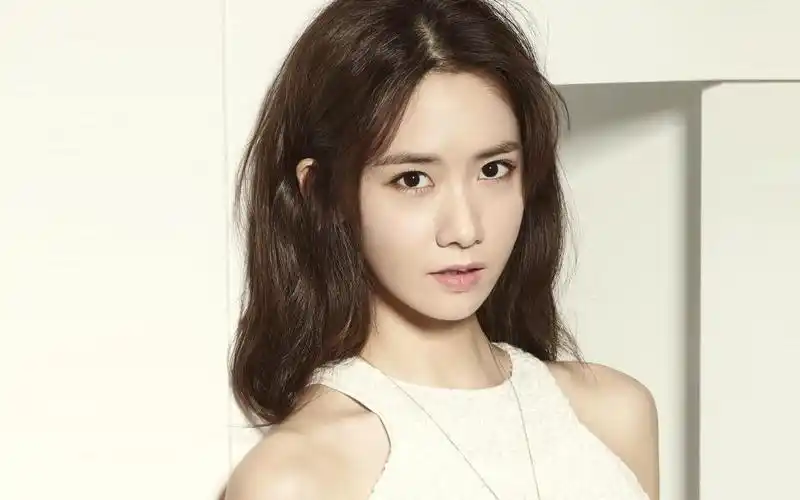 林允儿!少女时代!早期的允儿的来一期,标志性踢腿,后面没有了吧?