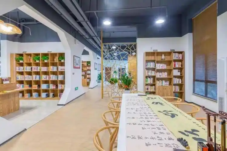 新罗区西陂街道华莲社区温馨书吧.龙岩市委组织部供图