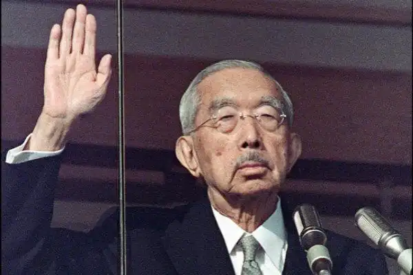 昭和天皇(1986年1月).图片来源:getty images