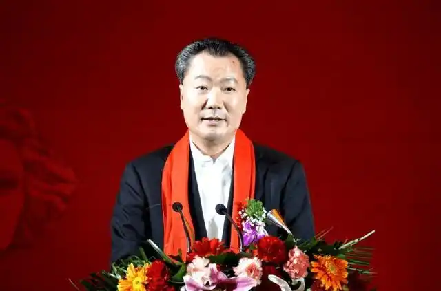 最新消息宏立城集团董事长肖春红担任贵州省湖南商会名誉会长