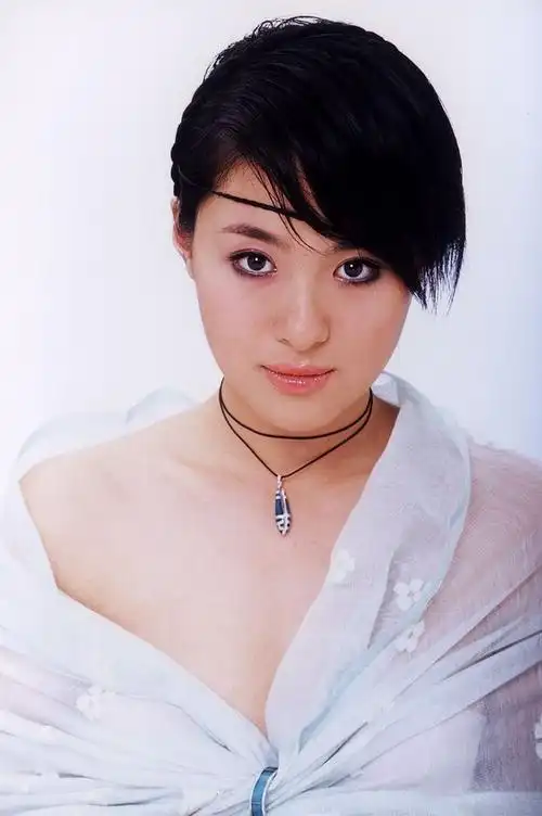 资料图片青年演员沈傲君精彩写真16