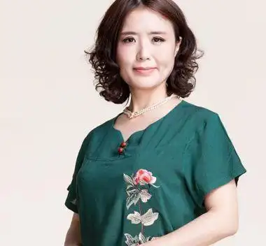 女人短发最新发型,60岁老妈发型短发