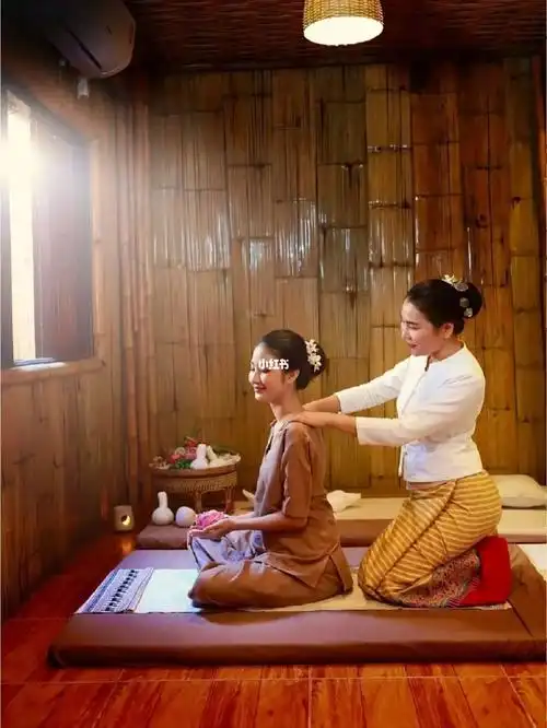 泰式按摩练习泰国技师泰国精油