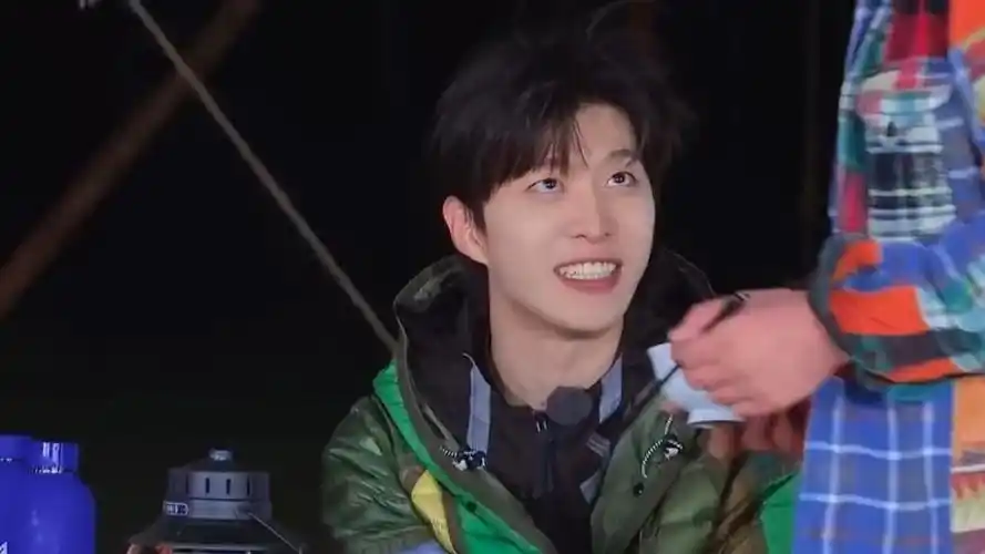 范丞丞:哥哥你再尝亿口～#范丞丞 #综艺 #我在抖音看综艺 #娱乐评论