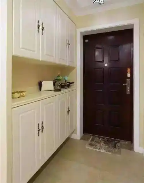 去朋友家参观,一进门就被鞋柜惊艳到了,真是漂亮又!