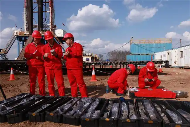 五十载攻坚克难献石油 长庆油田:以科技创新驱动高质量发展