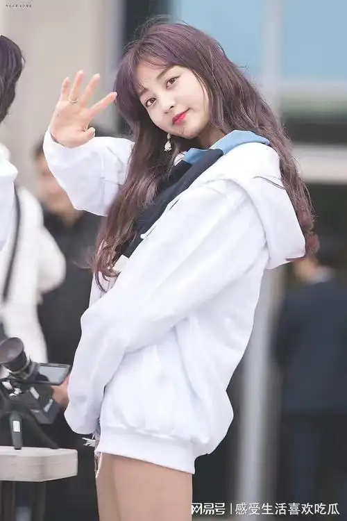 韩国女神朴志效这身材你能hold得住吗